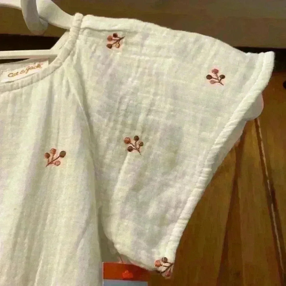 Cat and Jack Girls Off White Short Sleeve Knee Length Dress Size XS (4/5) NWT - Picture 5 of 8